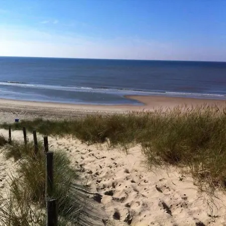 Bungalow In North Holland Near The North Sea Holiday home Sint Maartensvlotbrug